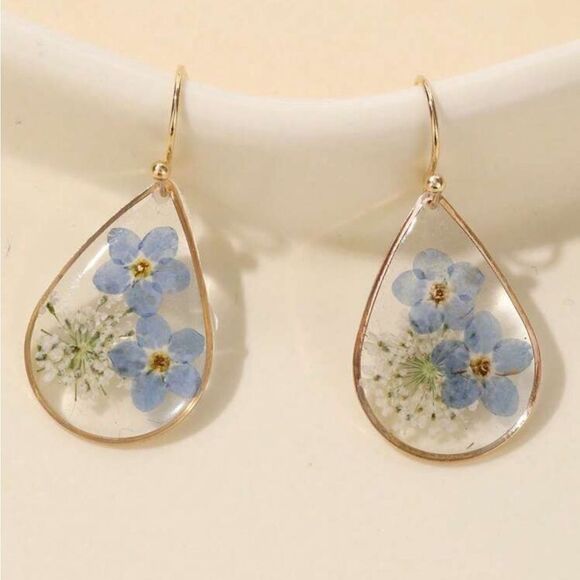 Anthropologie Jewelry - Dried blue earrings A942
